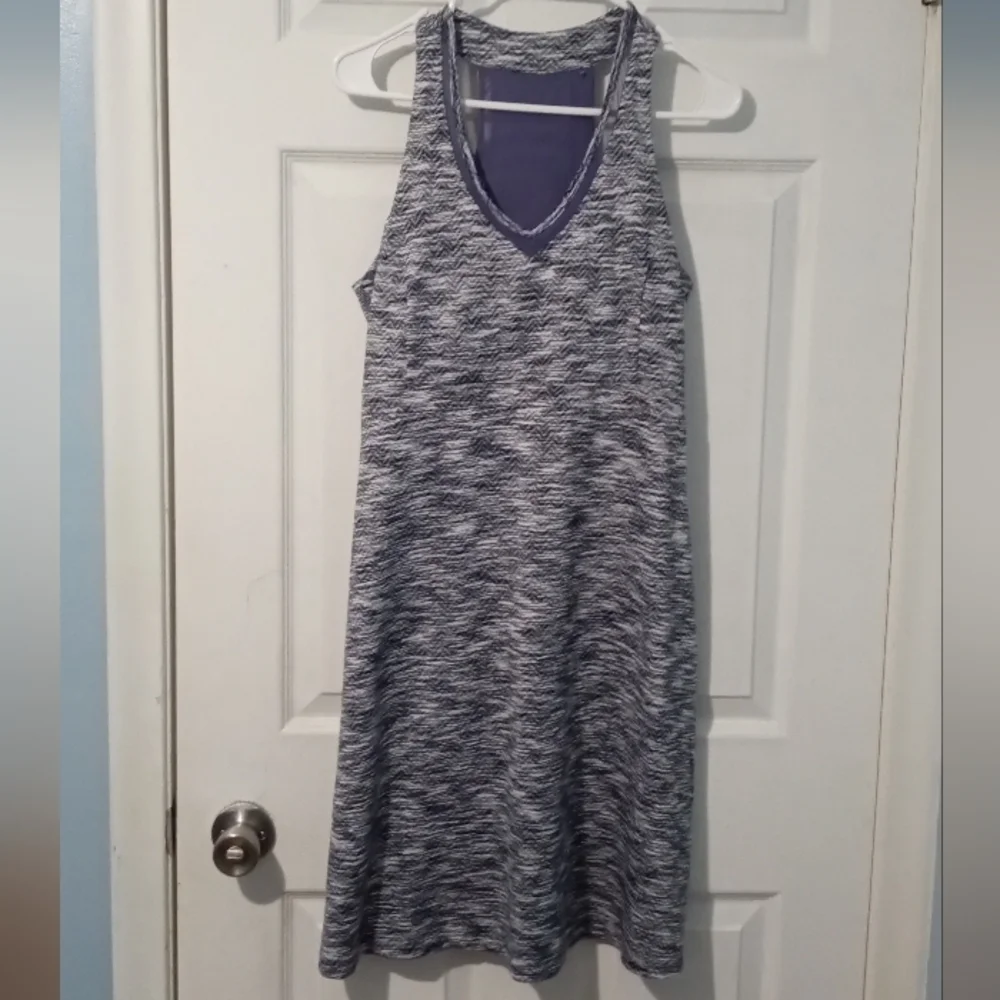 MPG Gray and White Textured Midi Sports Dress - Picture 1 of 6